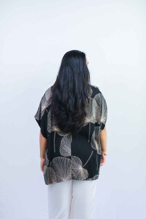 Comfortable Resort Blouse Top with Palm Leaf Loulu Print Muumuu Rainbow / DBA Princess Kaiulani Fashions