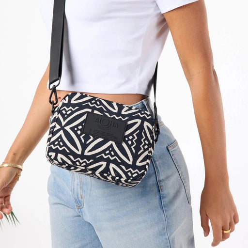 Aloha Collection "Pasifika" Le Tour - Sandstone/Black Aloha Collection