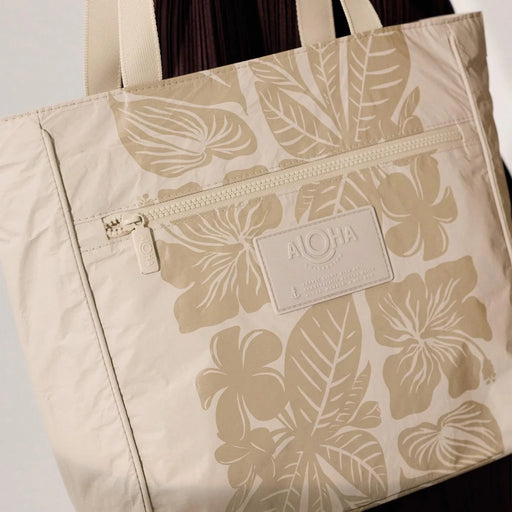 Aloha Collection "Punahele" Go-To Tote - Prosecco/Sandstone Aloha Collection
