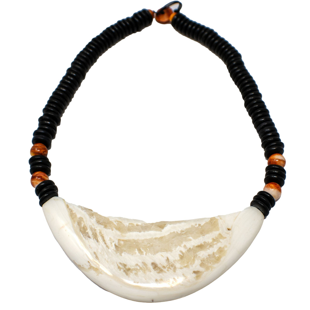 Giant Clam Shell Sinahi Necklace, 4.5