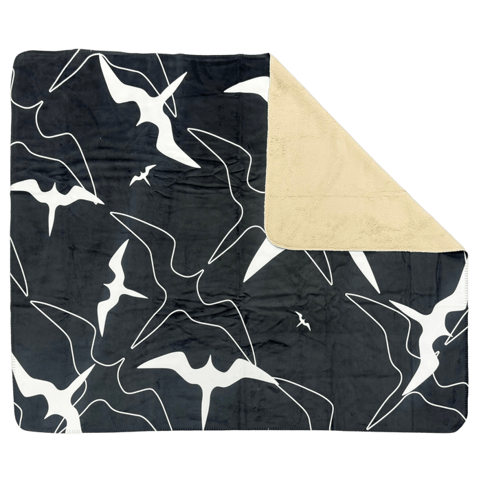 Iwa Fleece Blanket Leilanis Attic