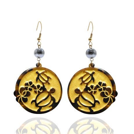 Round Turtle Shell With Black Pearl Earrings