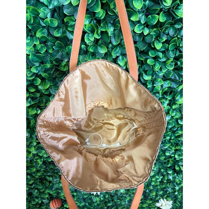 Woven Bag Casual Movements Inc.