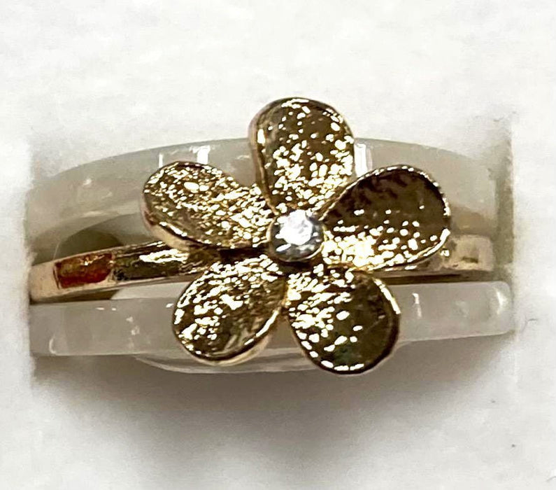 DK Hawaiian Collection Ring 7 / White Faux Turtle Shell Ring with Plumeria